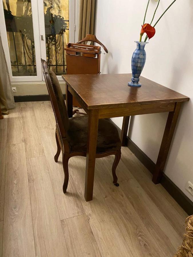 Romantic Apartment In Paris Bagian luar foto