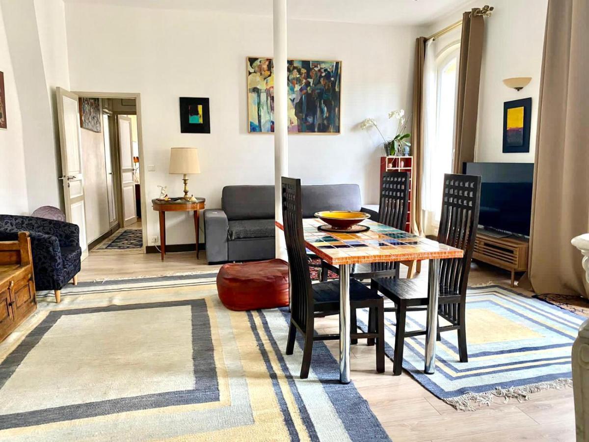 Romantic Apartment In Paris Bagian luar foto
