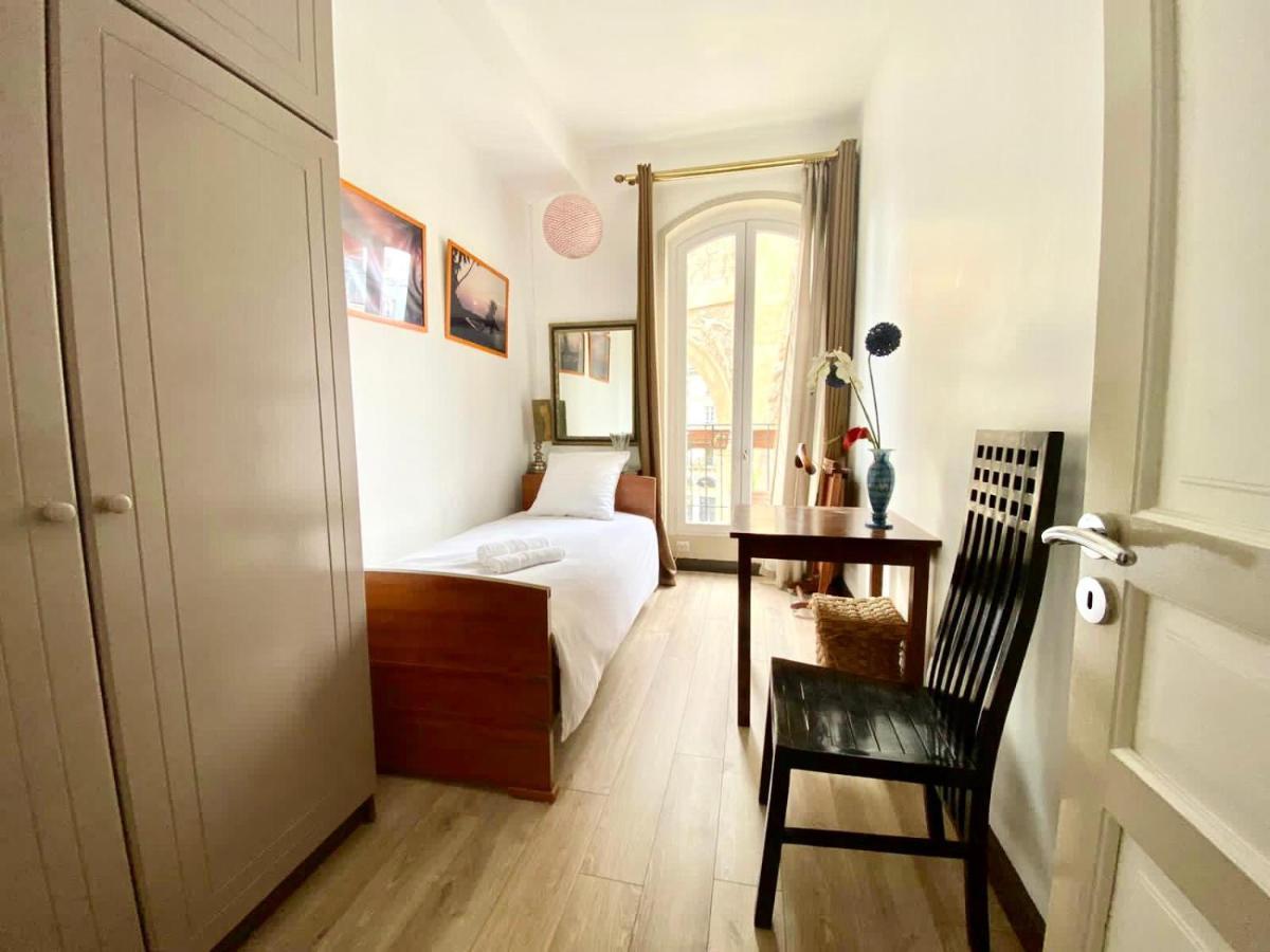 Romantic Apartment In Paris Bagian luar foto